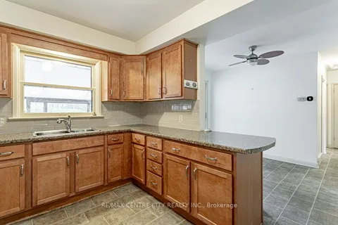 377 Griffith Street, ON N6K 2S1