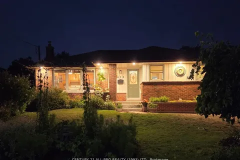 610 Norma Street, ON K9A 2T8