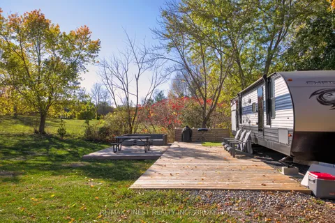 9060AA FRONT Road, ON K0H 2S0