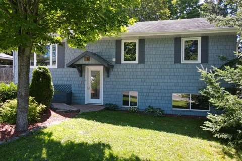 63 Florence Street, ON P1H 1V4