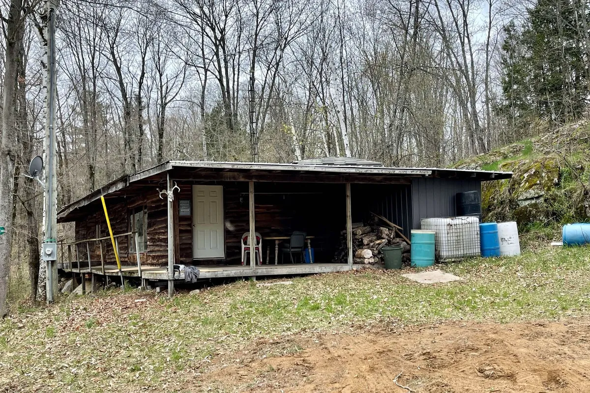 2223 Henderson Road, ON K0H 1K0