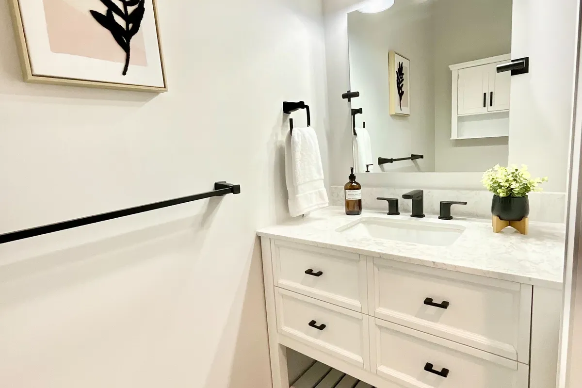 6 Sheldabren Street, ON N0M 1A0