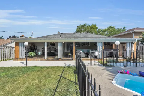 952 Eagle Crescent, ON N5Z 3H7