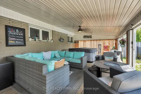 952 Eagle Crescent, ON N5Z 3H7