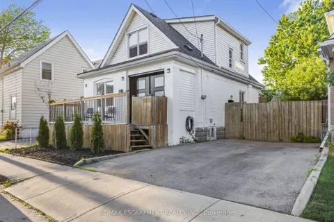 163 Britannia Avenue, ON L8H 1X4