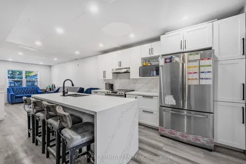 163 Britannia Avenue, ON L8H 1X4