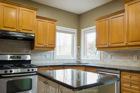 1366 Kains Woods Terrace, ON N6K 4Z7