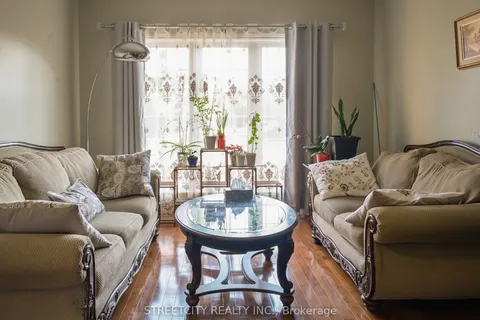 1366 Kains Woods Terrace, ON N6K 4Z7