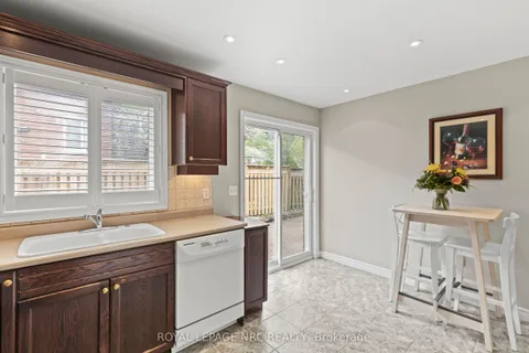 38 Baker Road, ON L3M 5H6