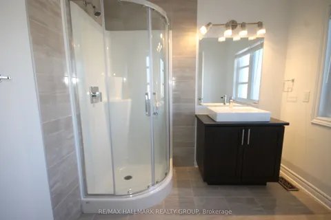 280 Munro Street, ON K7C 0P2