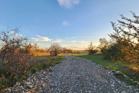 2010 County Road 1 Road, ON K0K 1G0