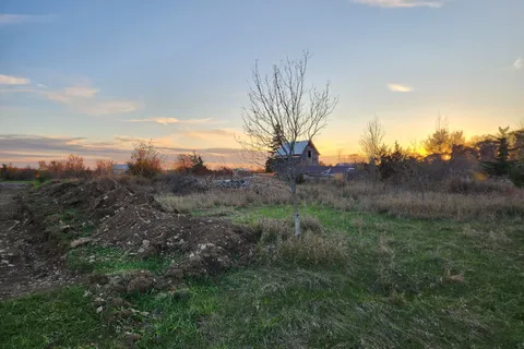 2010 County Road 1 Road, ON K0K 1G0