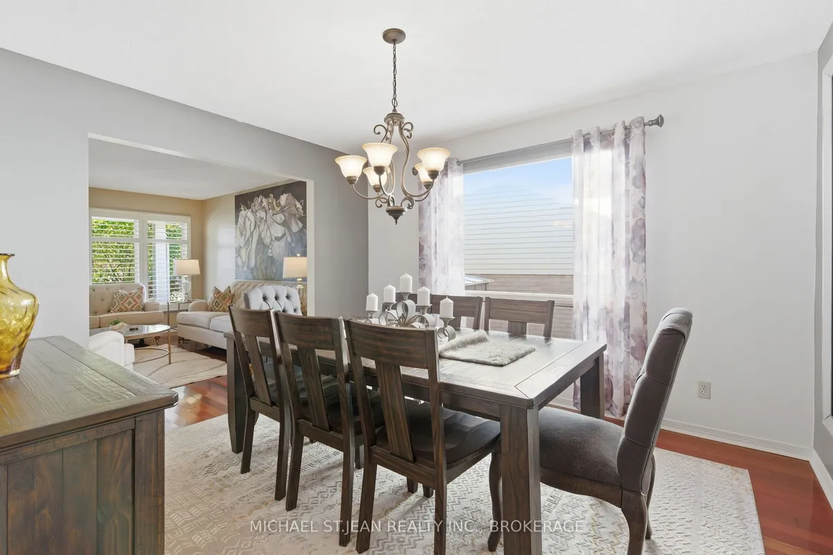 30 Capri Street, ON L2V 4S8