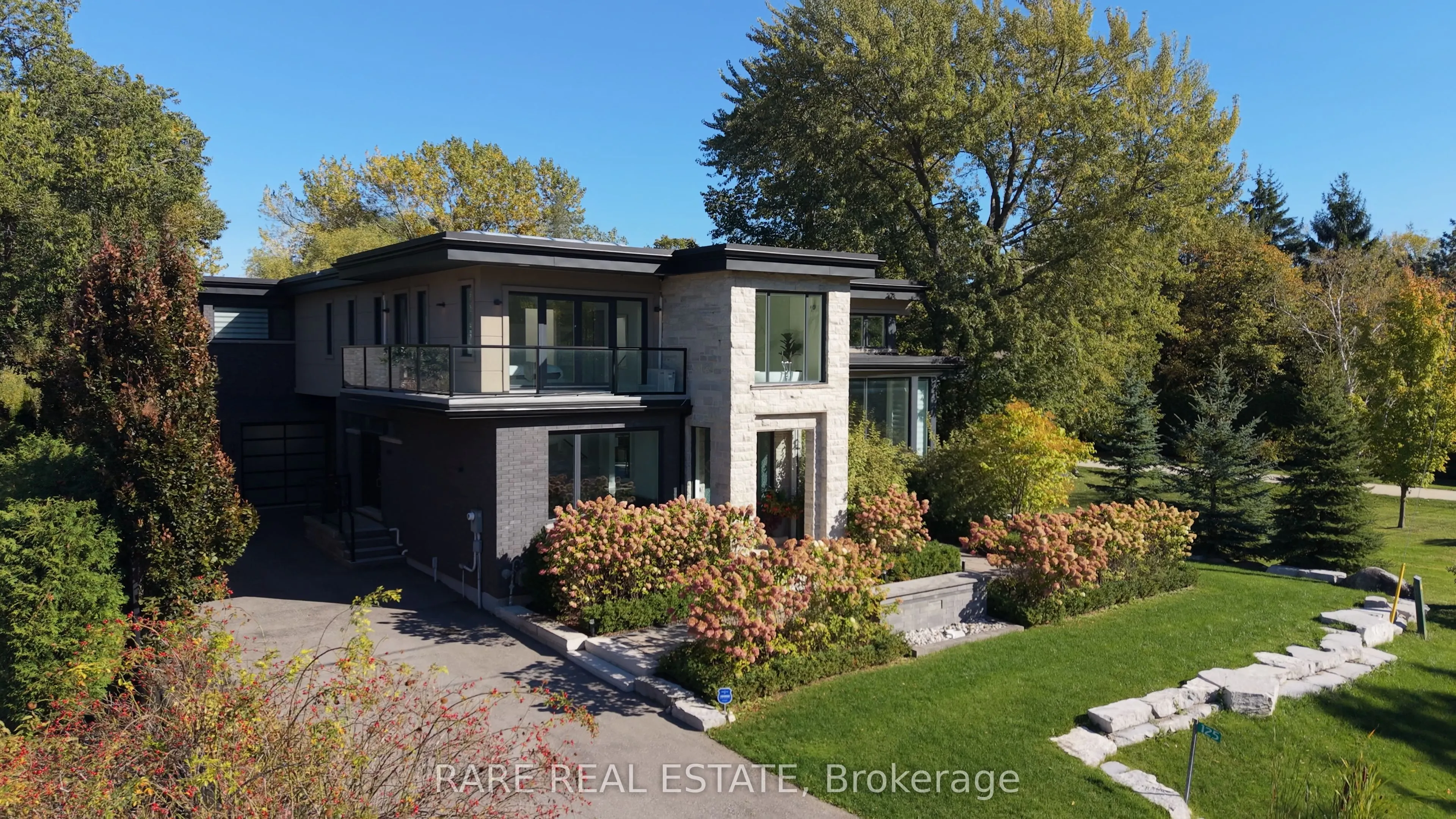 125 Craigmore Crescent, ON L9Y 0N6