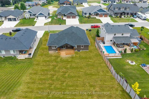 6 Noeckerville Hill Drive, ON N0G 2J0