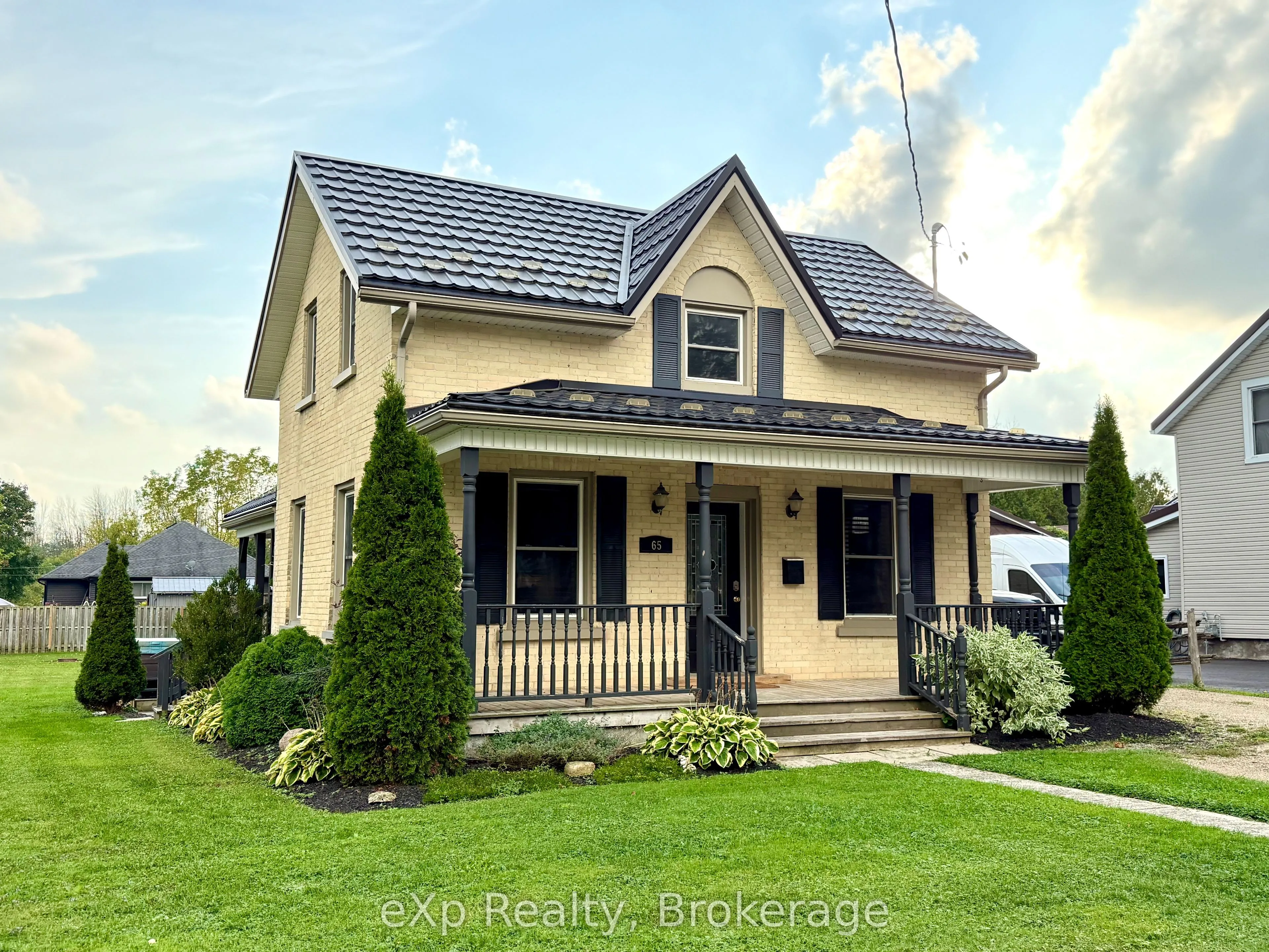 65 Elora Street, ON N0G 1M0