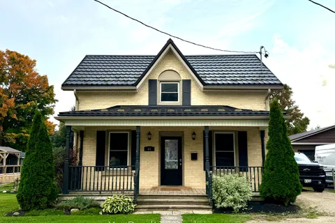 65 Elora Street, ON N0G 1M0