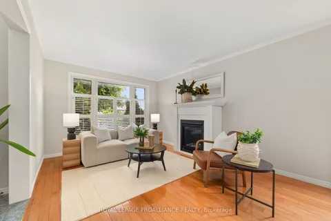 8 Linden Lane, ON K8N 5W9