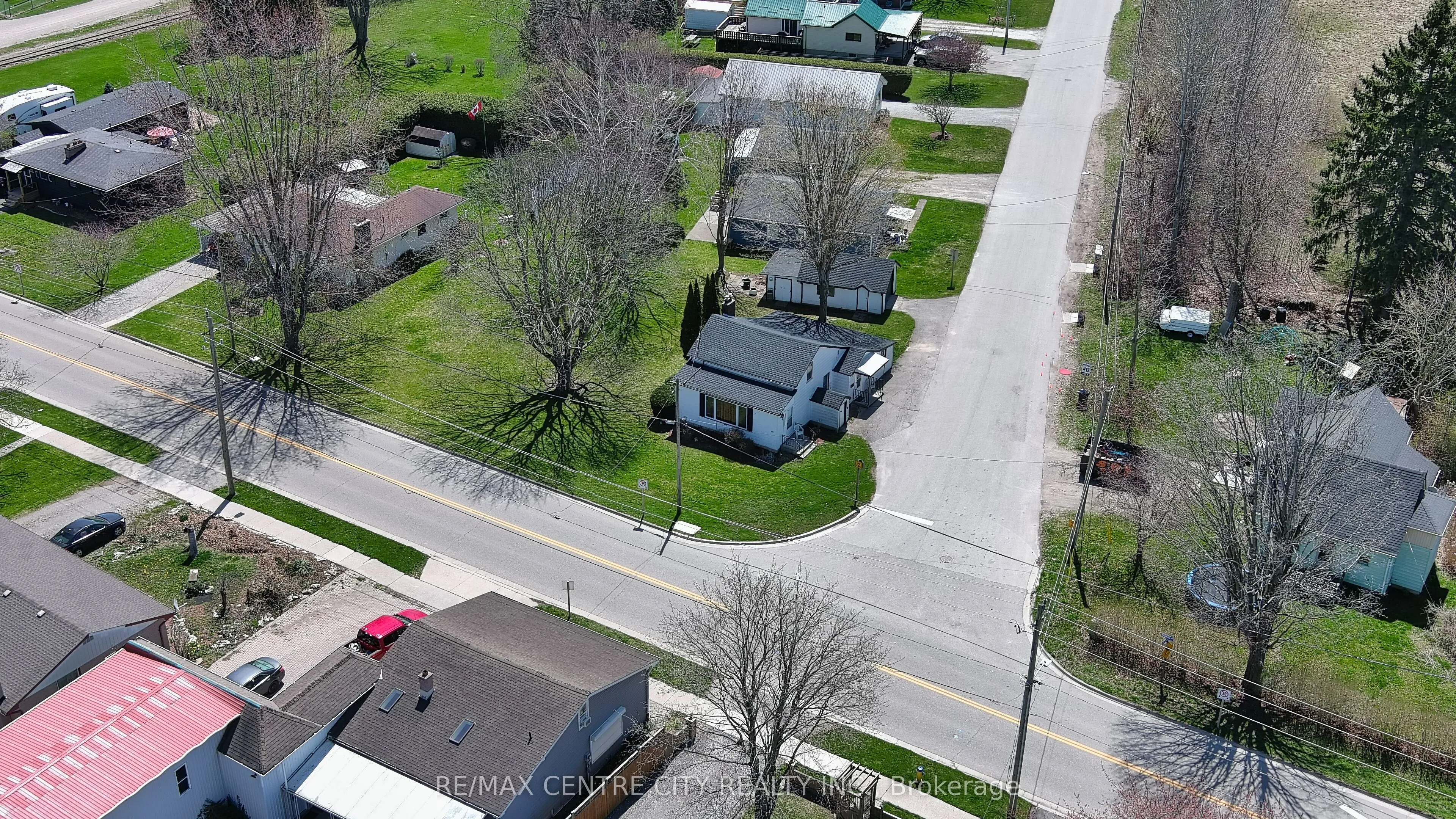 358 Warren Street, ON N5L 1B5