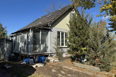 811 Morphet Avenue, ON K9J 2X7