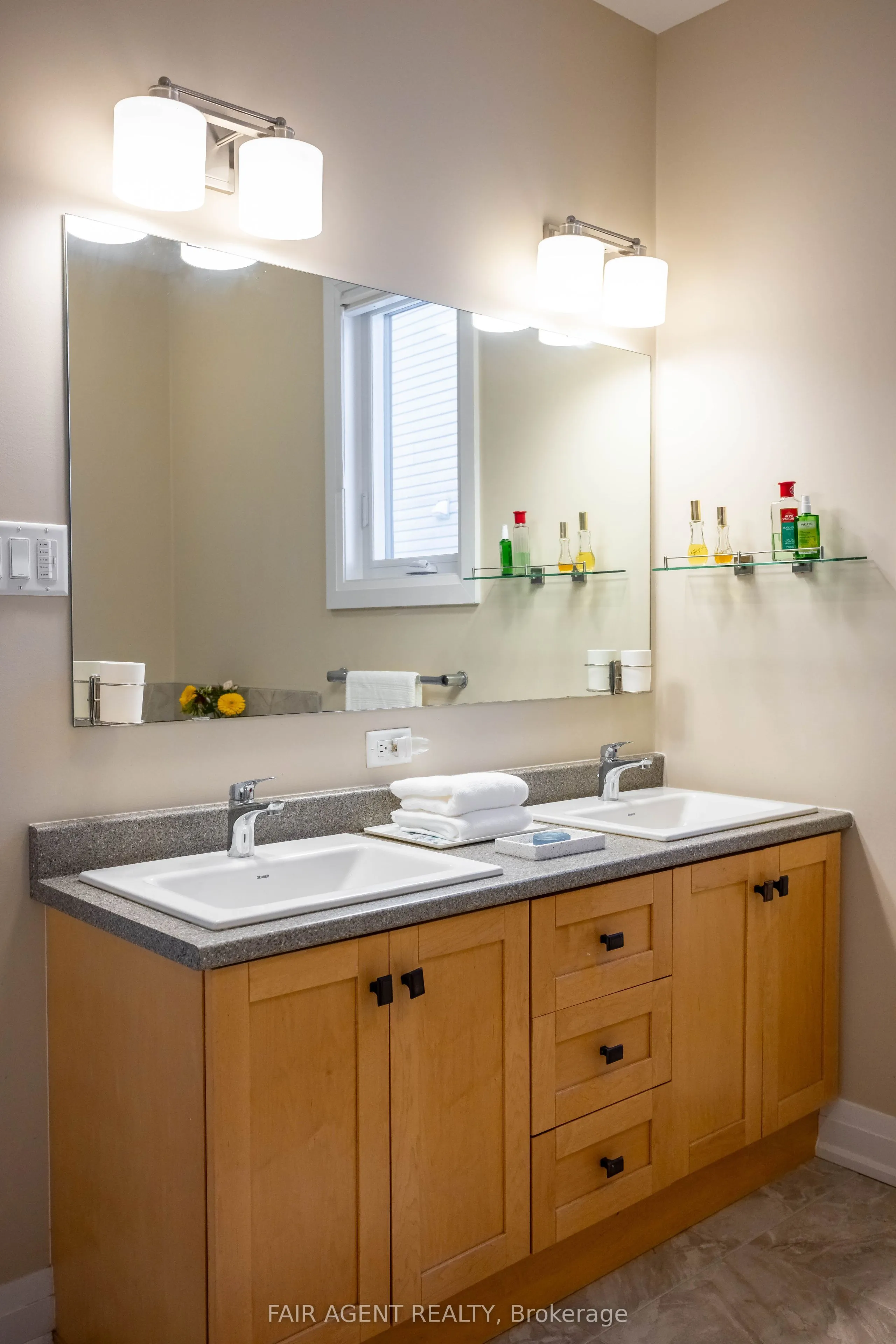 370 Dore Street, ON K0A 1M0