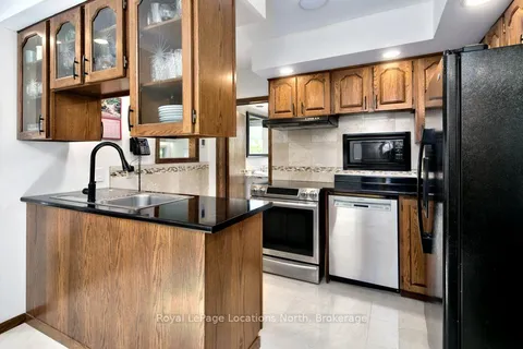 25 Edwin Street, ON N4L 1E4