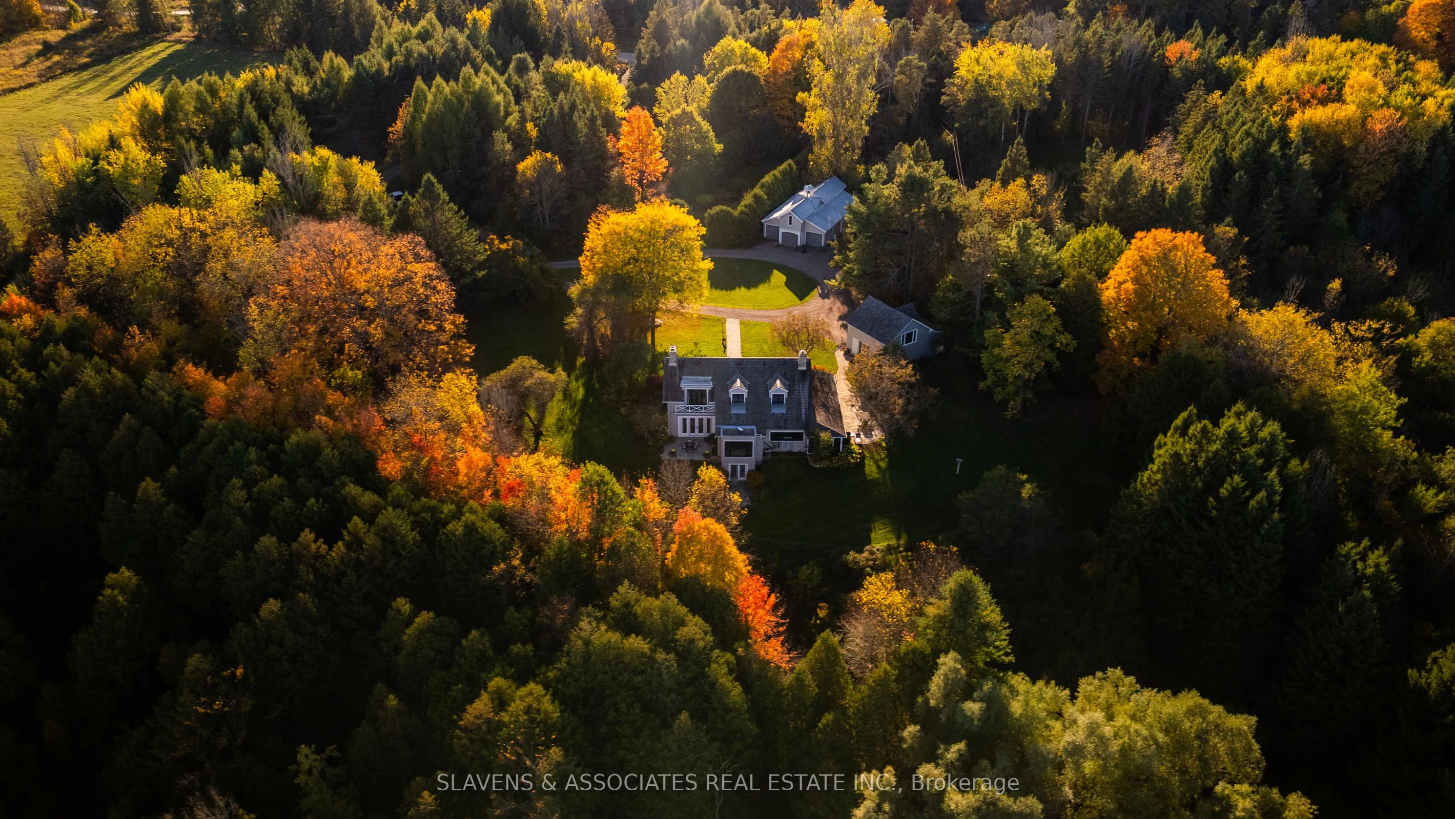 794575 Mono Centre Road, ON L9W 5Y1