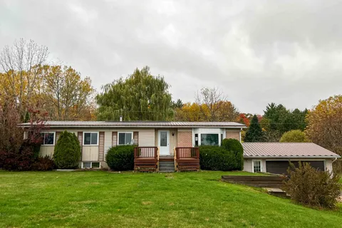 1162 Thousand Islands Parkway, ON K0E 1R0