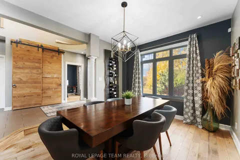 1466 Rhea Place, ON K1V 1H1