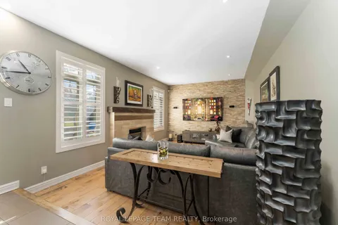 1466 Rhea Place, ON K1V 1H1