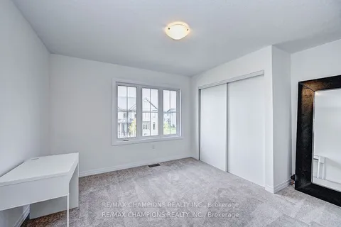 216 Newman Drive, ON N1S 4Y6