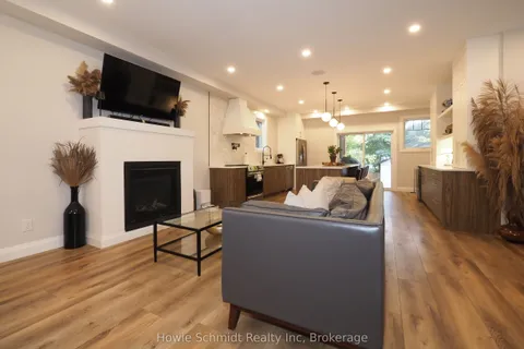 238 Eagle Street, ON N3H 1E4