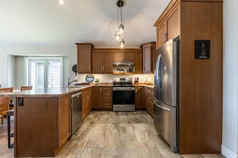 9 Richard Crescent, ON L0R 2A0