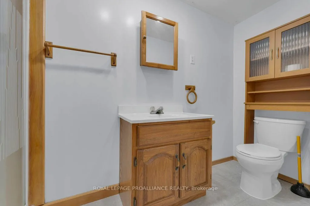 208 William Street, ON K0K 3E0