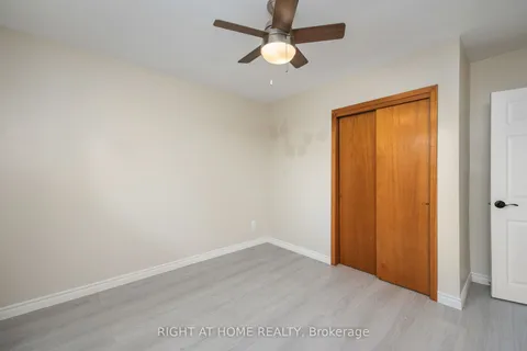 60 Champlain Avenue, ON L8G 2H7