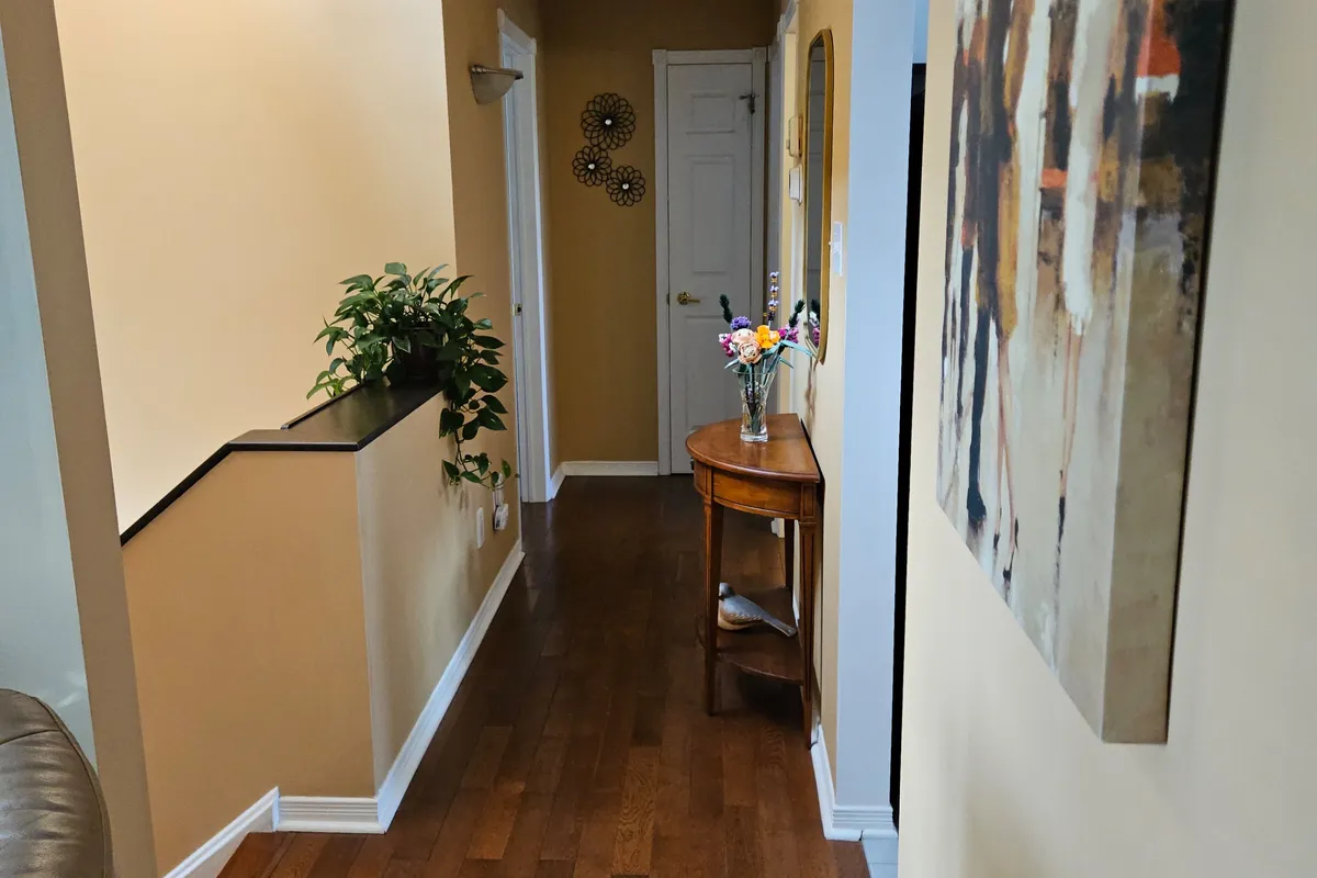 2033 Concorde Avenue, ON K6H 6M3