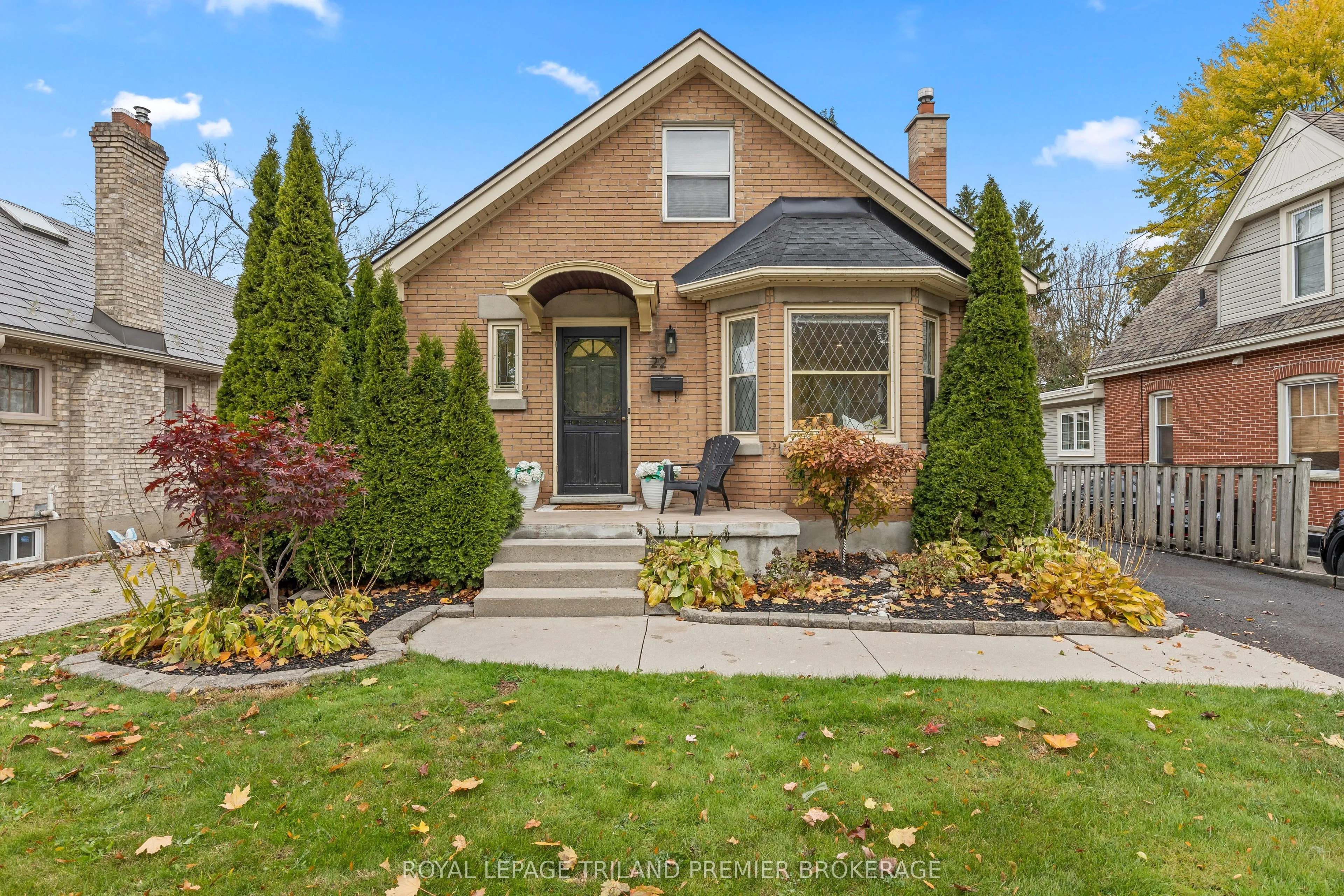 22 Briscoe Street, ON N6C 1W9