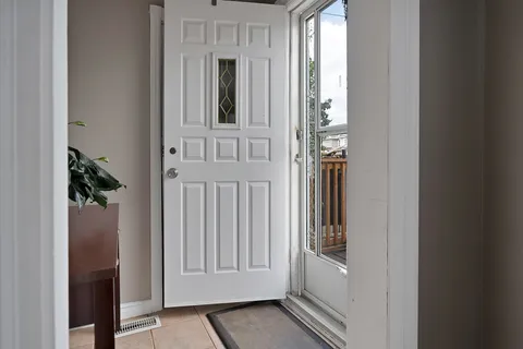 210 East 24th Street, ON L8V 2Y4