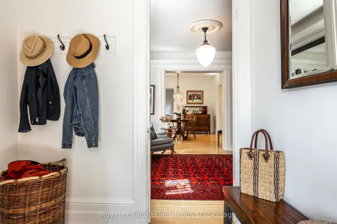 180 Elizabeth Street, ON N5A 4Z3