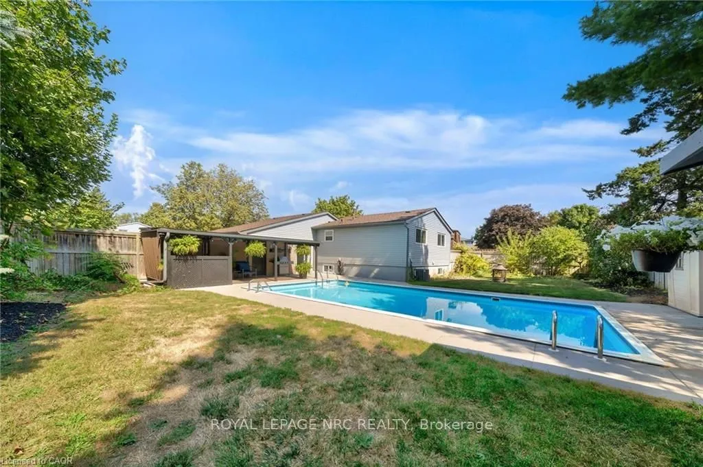 23 Bismark Drive, ON N1S 4E6