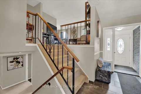 51 Southglen Road, ON N3R 6Z9