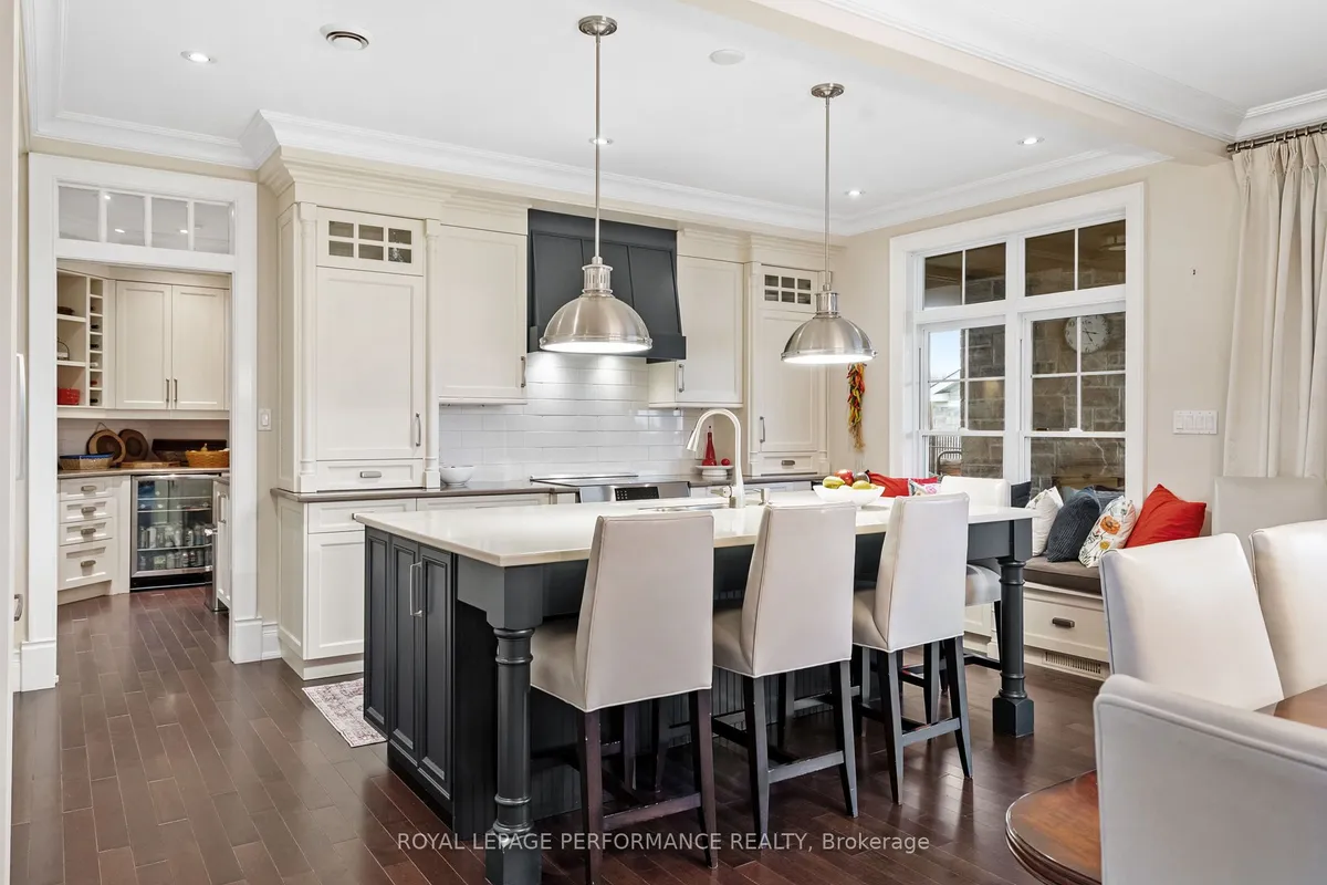 6721 Yacht Boulevard, ON K6H 7N6