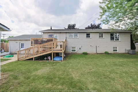 1 Alexander Street, ON N0K 1W0