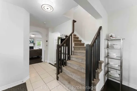 226 Par-La-Ville Circle, ON K2S 0T6