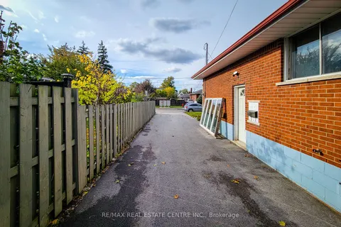 103 East 45th Street, ON L8T 3J9