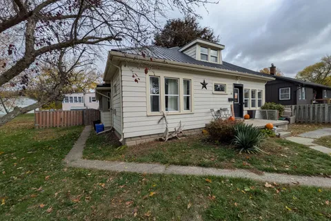 52 Earle Street, ON N4G 2M4