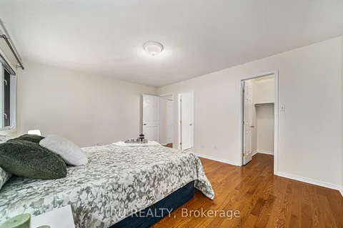 70 DR. GORDON Crescent, ON K0G 1J0