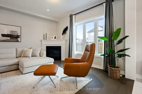 693 Mcmullen Street, ON L9V 3X4