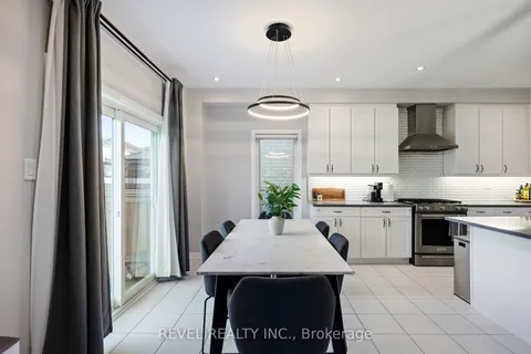 693 Mcmullen Street, ON L9V 3X4