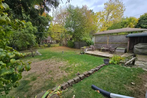 52 Boullee Street, ON N5Y 1T6